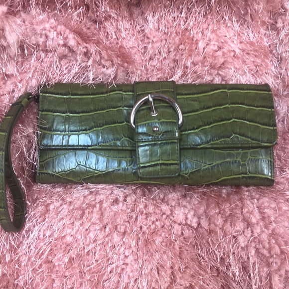 Olive green small purse - Picture 1 of 6